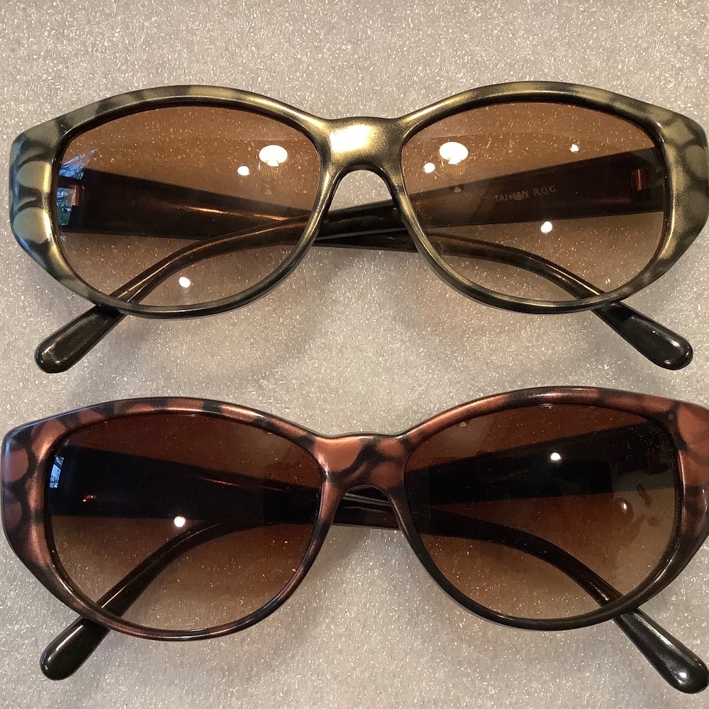 2 Vintage Taiwan ROC 1970s Womens Sunglasses Tortoise Design Copper & Olive